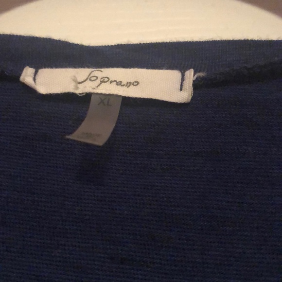 Blouse - Picture 3 of 4